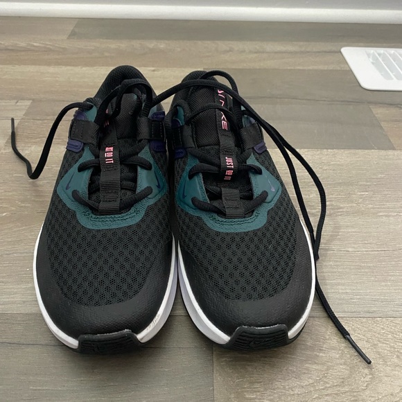 Nike Trainers Size 6 (weight lifting shoes) - Picture 3 of 3